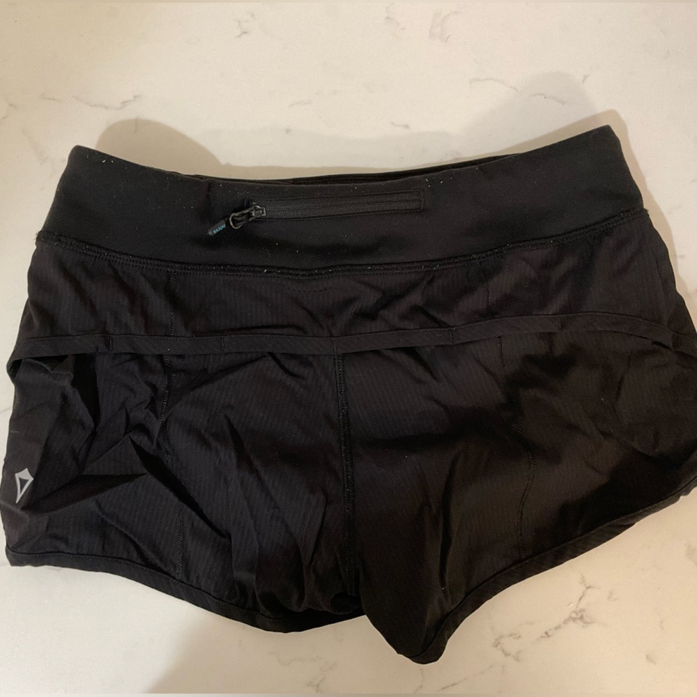 Ivivva Shorts - Picture 3 of 3